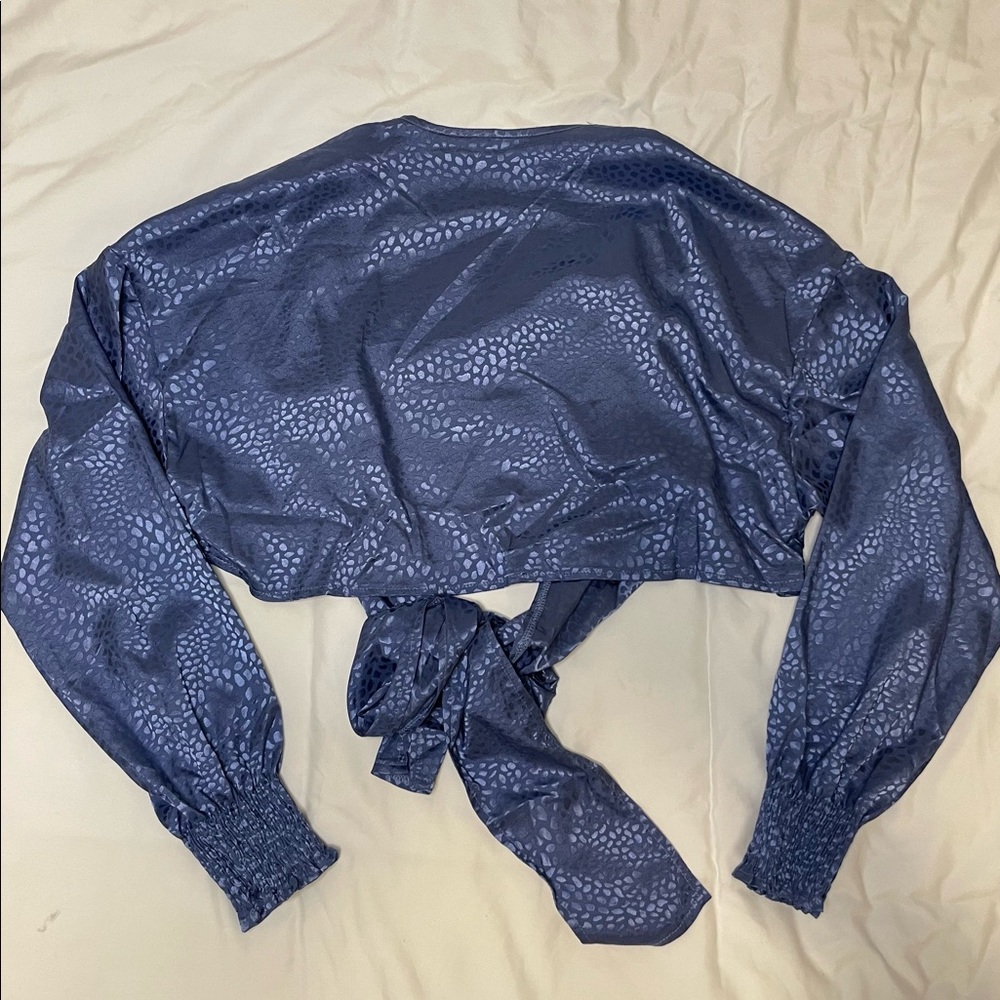 SHEIN Blue Satin Tie-Front Long Sleeve Blouse - Picture 4 of 7
